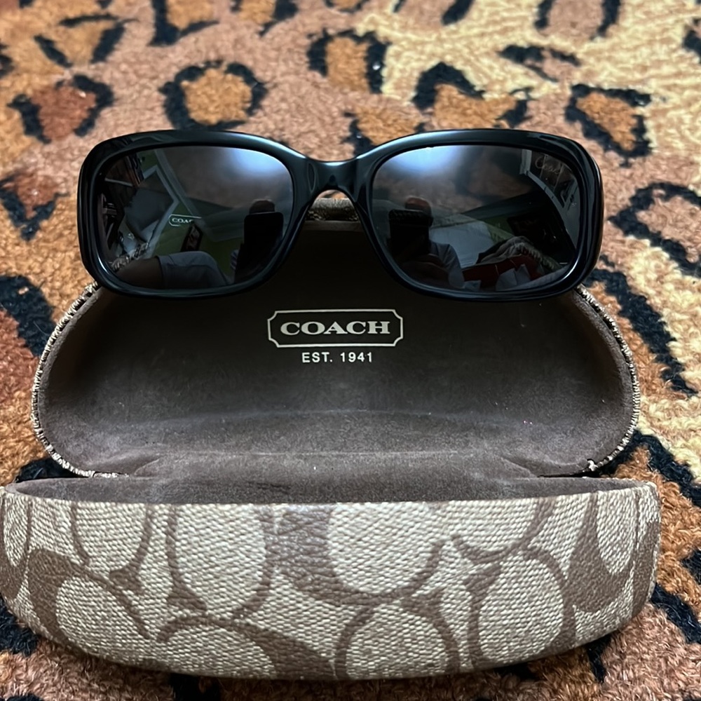 Authentic Coach Sunglasses - Picture 4 of 9